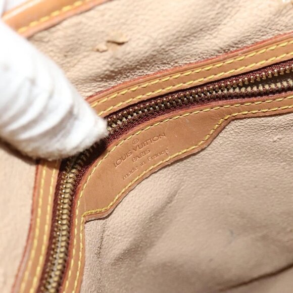 Louis Vuitton Monogram Canvas Shoulder Bag M42236 – Classic Vintage Style - Picture 12 of 15